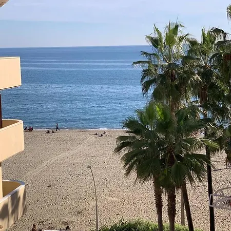 Beachfront Center Апартаменты Эстепона