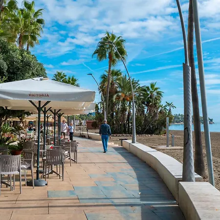 Beachfront Center Apartment Estepona